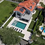 Villa's Tomris Βίλα