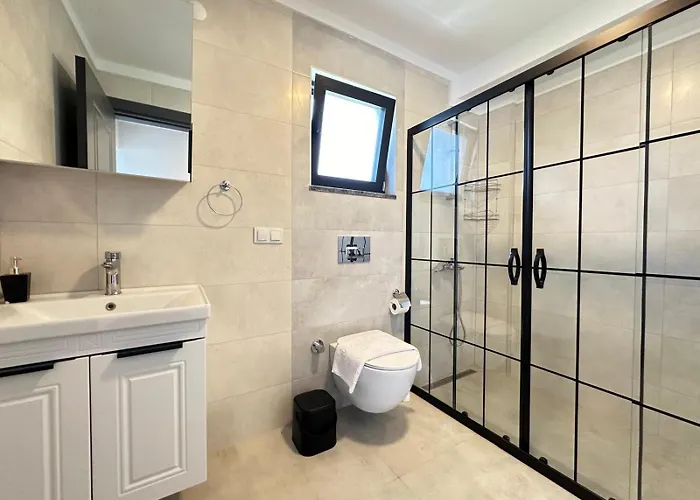 Willa Villa's Tomris