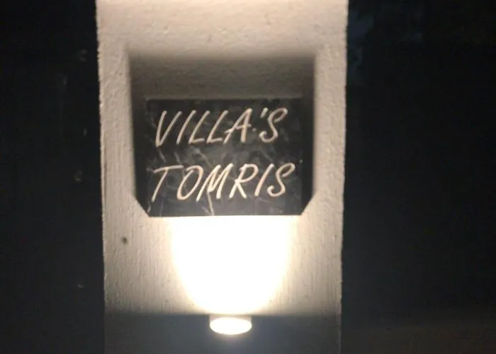 Villa's Tomris